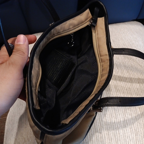 Vintage Coach Limited Edition Tan and Black Tote Bag Hand Bag - Picture 9 of 9